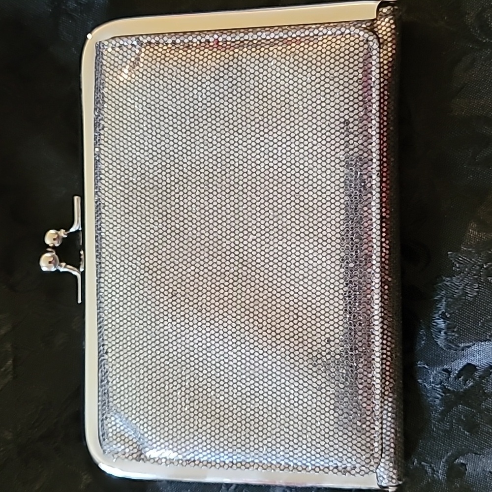 Evening clutch with phone pocket